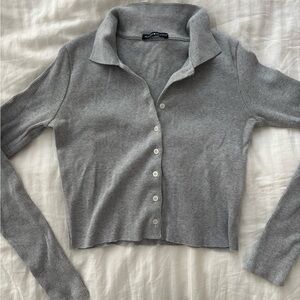 Gray Button-Up cropped long sleeve
